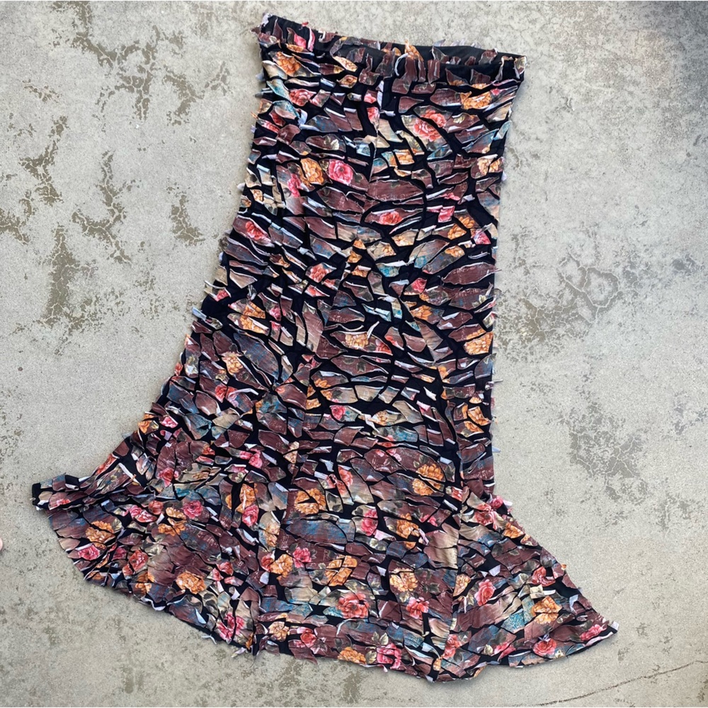 Unusual Knit Midi Skirt